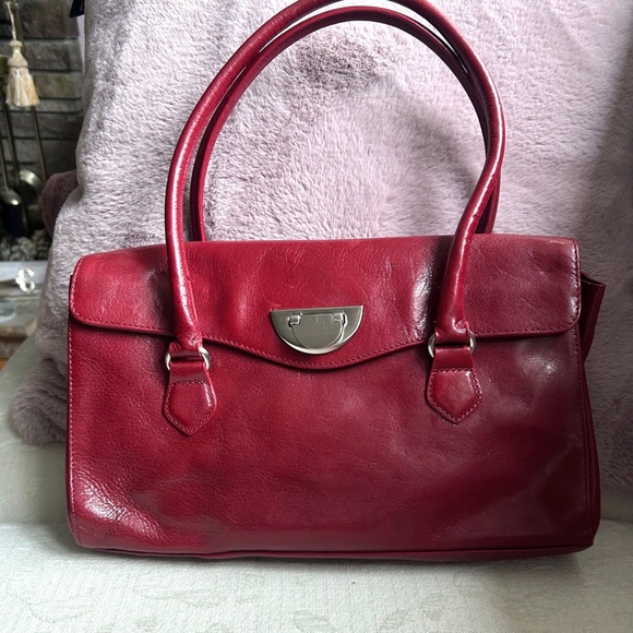 HOBO Handbags - HOBO International Red Leather Shoulder Handbag